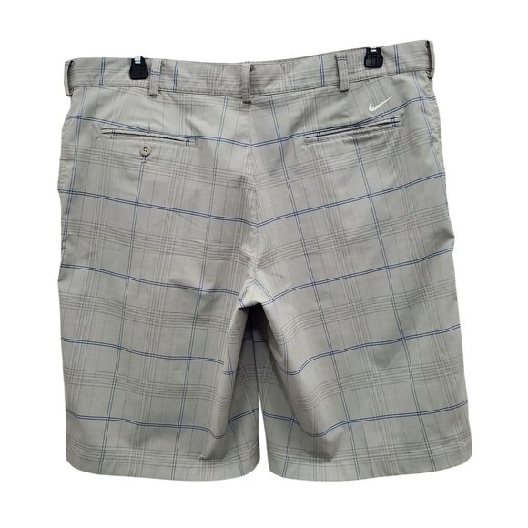 NikeGolf Nike Golf Men Big & Tall Light Gray Blue Plaid 12" Flat Front Short 40 - Picture 8 of 8
